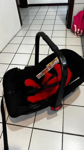 Bebê Conforto com Alça de Transporte e Redutor de Assento