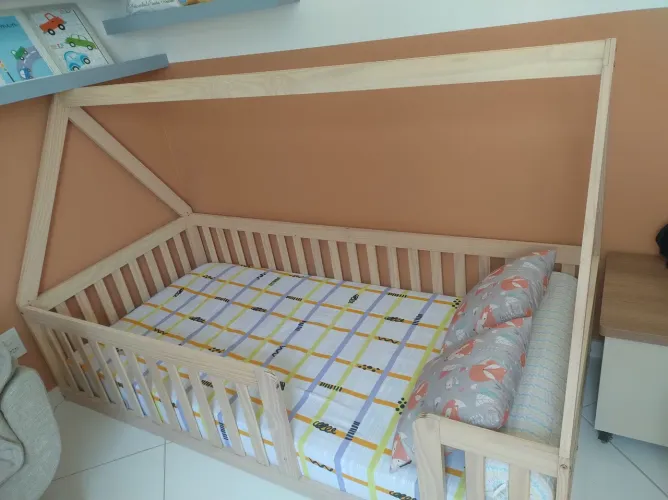 Cama casinha montessoriana