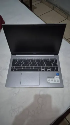 Notebook Galaxy E20 (Usado - Muito bom)