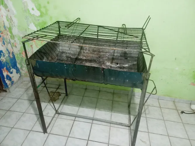 Churrasqueira de frango assado