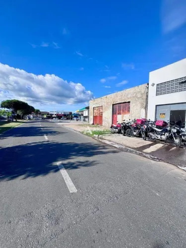 Galpão com excelente localização para aluguel. Vizinho da Av Rio Branco e a Av Coelho Neto