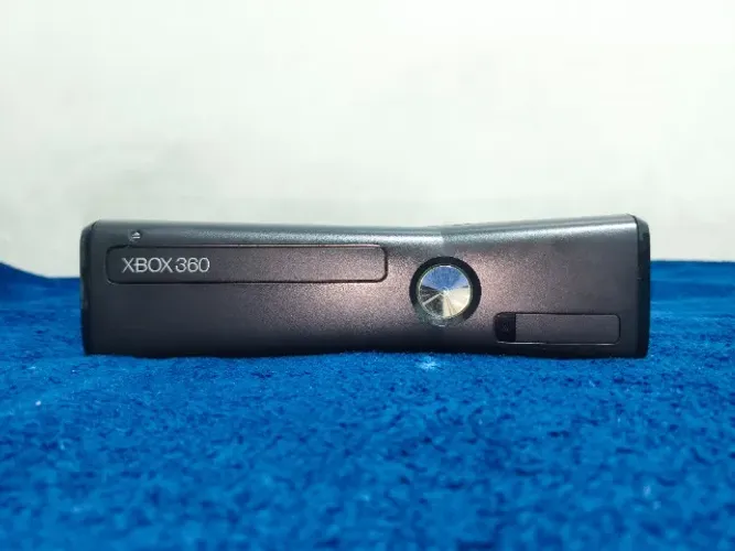Xbox 360 desbloqueado RGH-exelente estado. 