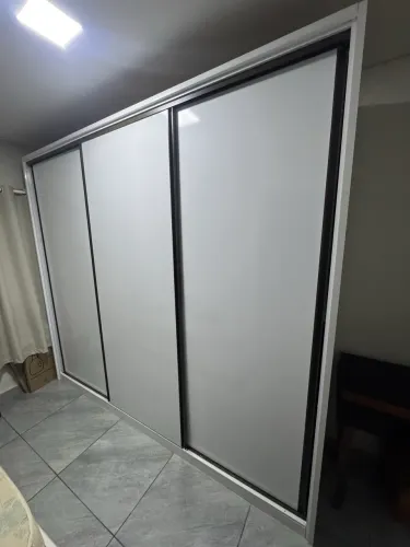 Vendo guarda roupa
