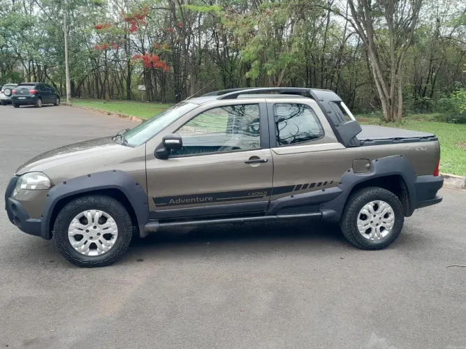 Fiat Strada Adventure1.8/ 1.8 Locker Flex CD 2012