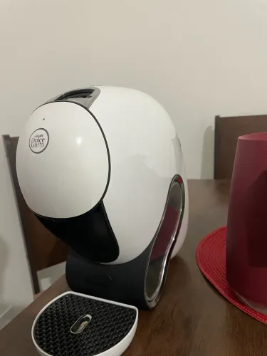 Vendo cafeteira Nescafé Dolce Gusto Mini Me