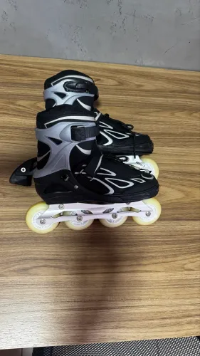 Patins OXER com led nas rodinhas tamanho ajustável 33 ao 36 