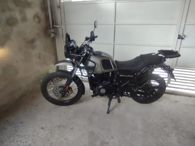 Vendo moto himalayam