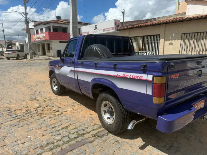 Chevrolet D-20 S / Luxe 3.9/4.0 Diesel 1995