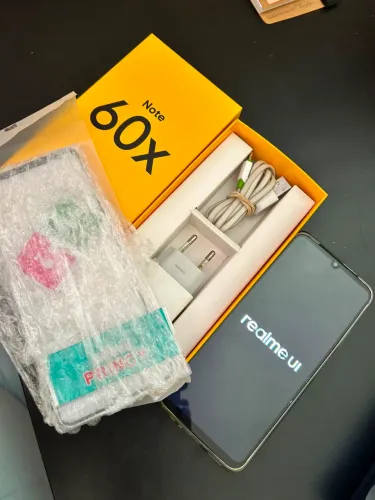 Realme Note 60