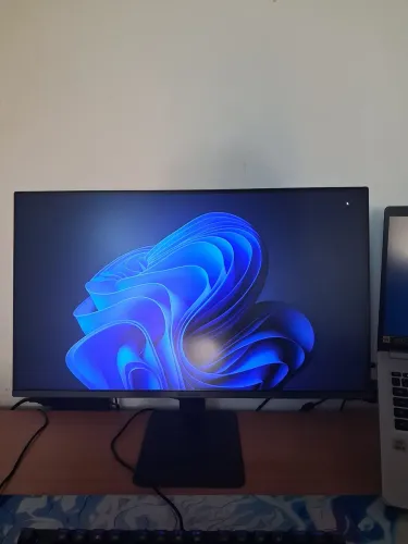 Monitor Gamer - Lg UltraGear 24 polegadas, IPS, Full HD, 99%sRGb, 144hz.