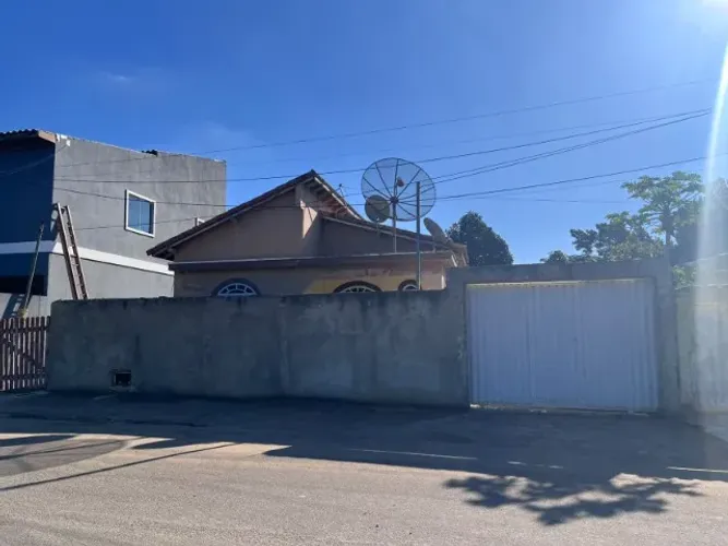 Vendo casa de 300 m² em Saturnino Braga - Campos dos Goytacazes/RJ