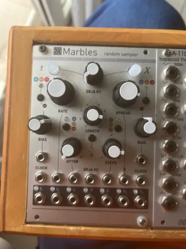 Módulo Eurorack Marbles