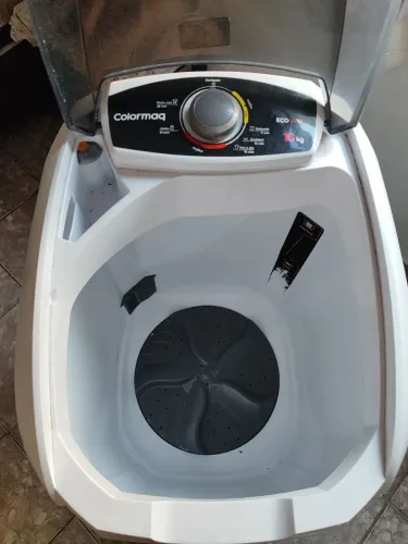 Tanquinho de lavar roupa