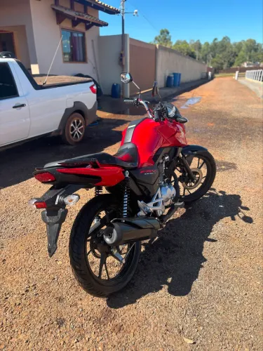 Moto muito novo com apenas 1.5 km rodado moto zera sem detalhes