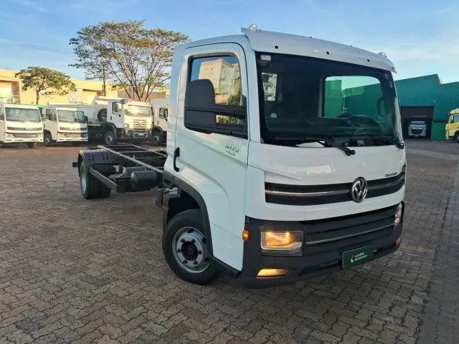 Volkswagen 9.170 2021