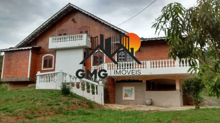 Sitio em Santos Dumont