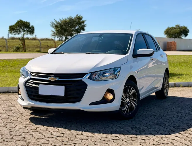 Chevrolet Onix Hatch LT 1.0 12V TB Flex Mec. 4P 2024