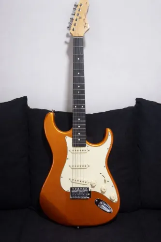 Guitarra nova