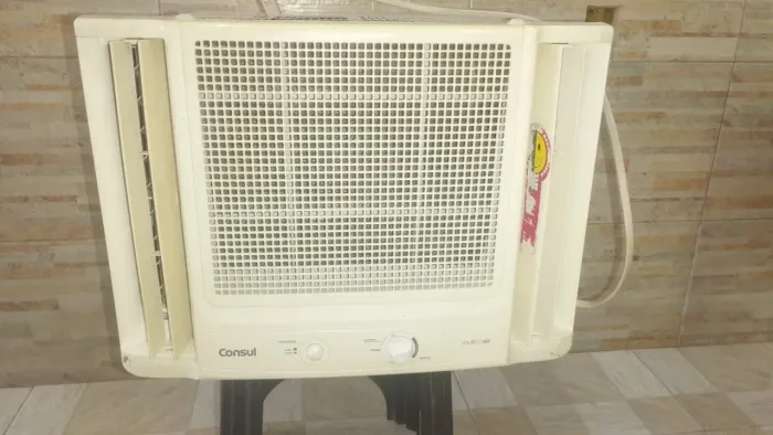 Ar condicionado 7500 BTUs Consul 220v