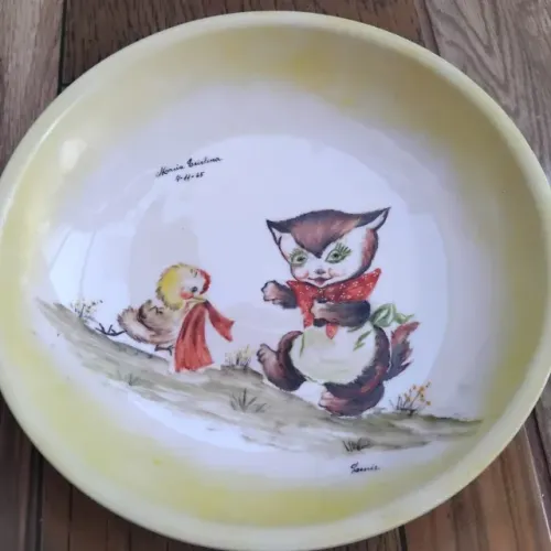 Louça porcelana infantil antigo 