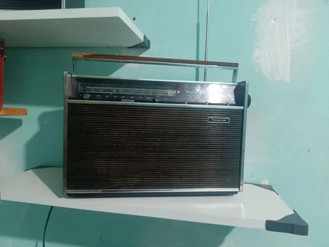 Rádio Philco transglobe b481