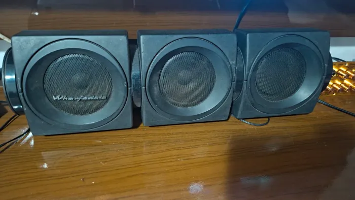 Vendo caixa central Wharfedale 3 vias