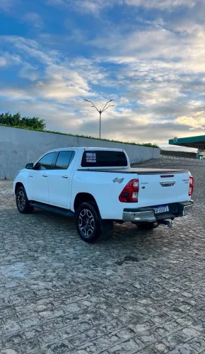 Toyota Hilux CD SRX 4X4 2.8 TDI 16V Diesel Aut. 2022