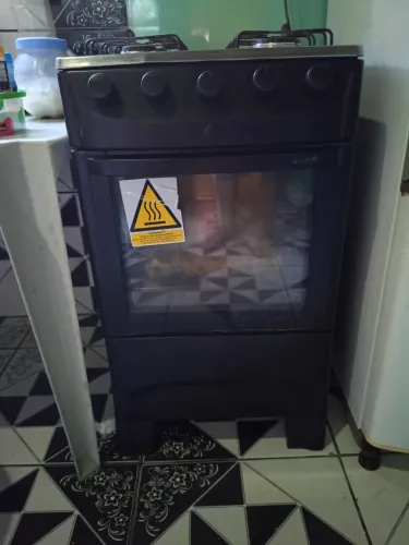 Vendo fogão 4 boca