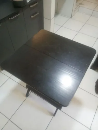Mesa de madeira dobrável