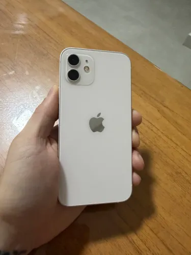 iPhone 12 - 64gb