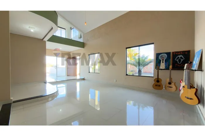 Casa com 5 Suítes - Bosque Dourado Arniqueira | Vista Livre e 800m² de Lote