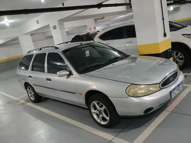 Ford Mondeo CLX 2.0i 4P AUT 1997