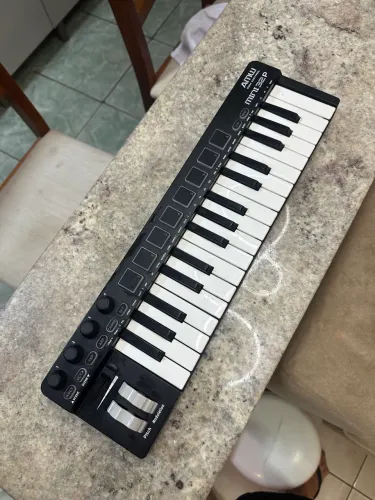 Controlador MIDI AMW mini 32p * ler o anúncio*