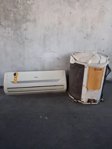 Central de ar 12000 btus Midea com motor trancado