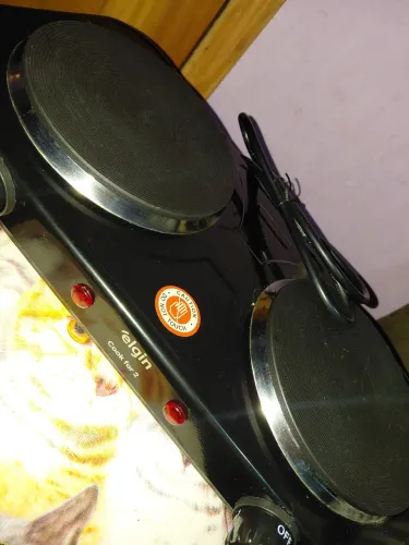 Vende-se Fogão de Duas Bocas Elétrico Nunca Usado