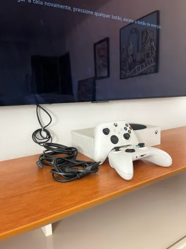 Xbox Series S + 2 Controles Originais | Único Dono
