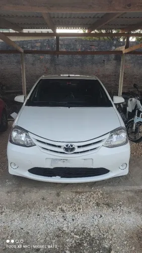 Toyota Etios X Sedan 1.5 Flex 16V 4P Mec. 2015