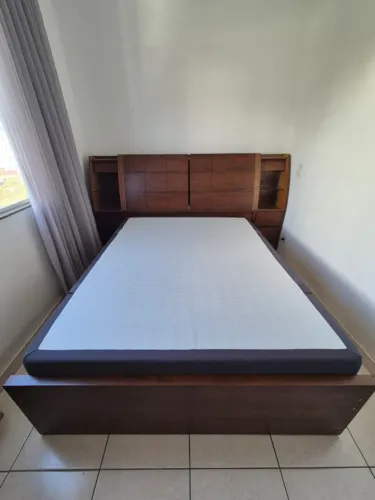Cama Queen - Imbuia Mel
