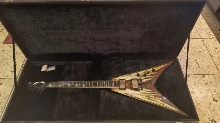 Guitarra Dean Angel of Deth