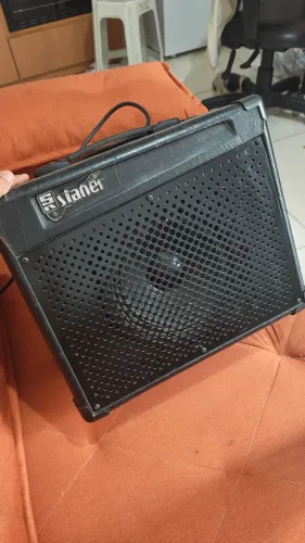 Cubo amplificador guitarra staner