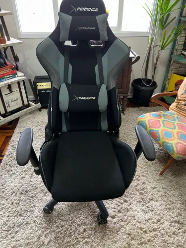 Cadeira Gamer Xperience Preta e Cinza com Almofadas