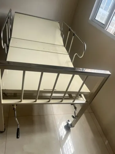 Cama hospitalar 