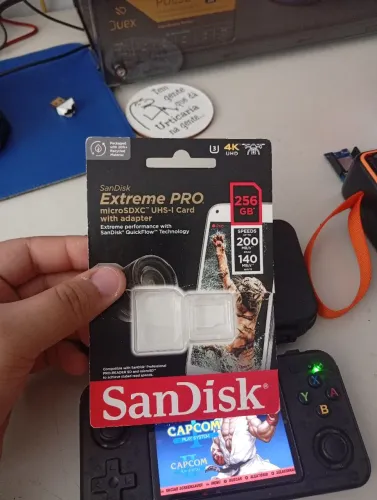 Cartão SD original SanDisk 250gb troco por periféricos de Pc ou controle de ps5