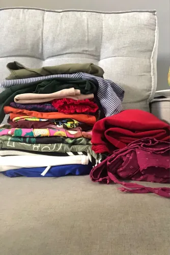 Lote de roupas feminina