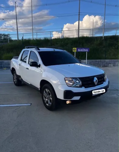 Renault Duster Oroch Intense 1.6 Flex 16V Mec. 2025