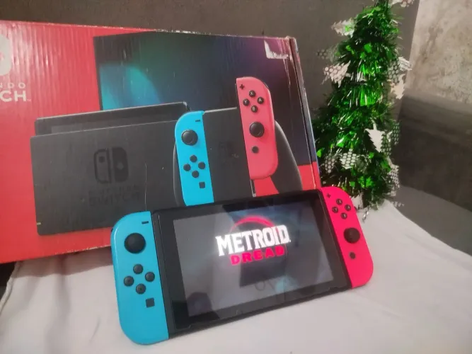 vendo NINTENDO V2 DESBLOQUEADO