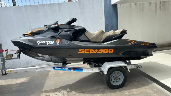 JET SKI