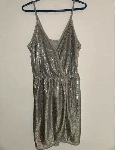 Vestido Le Lis Blanc de paetê prata - festa