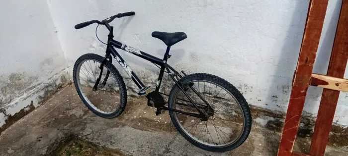 Bicicleta aro 26 preta