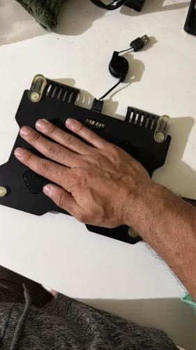 Suporte para notebook com 2 coolers usb marca clone